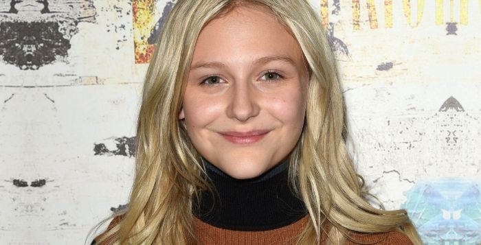 Alyvia Alyn Lind