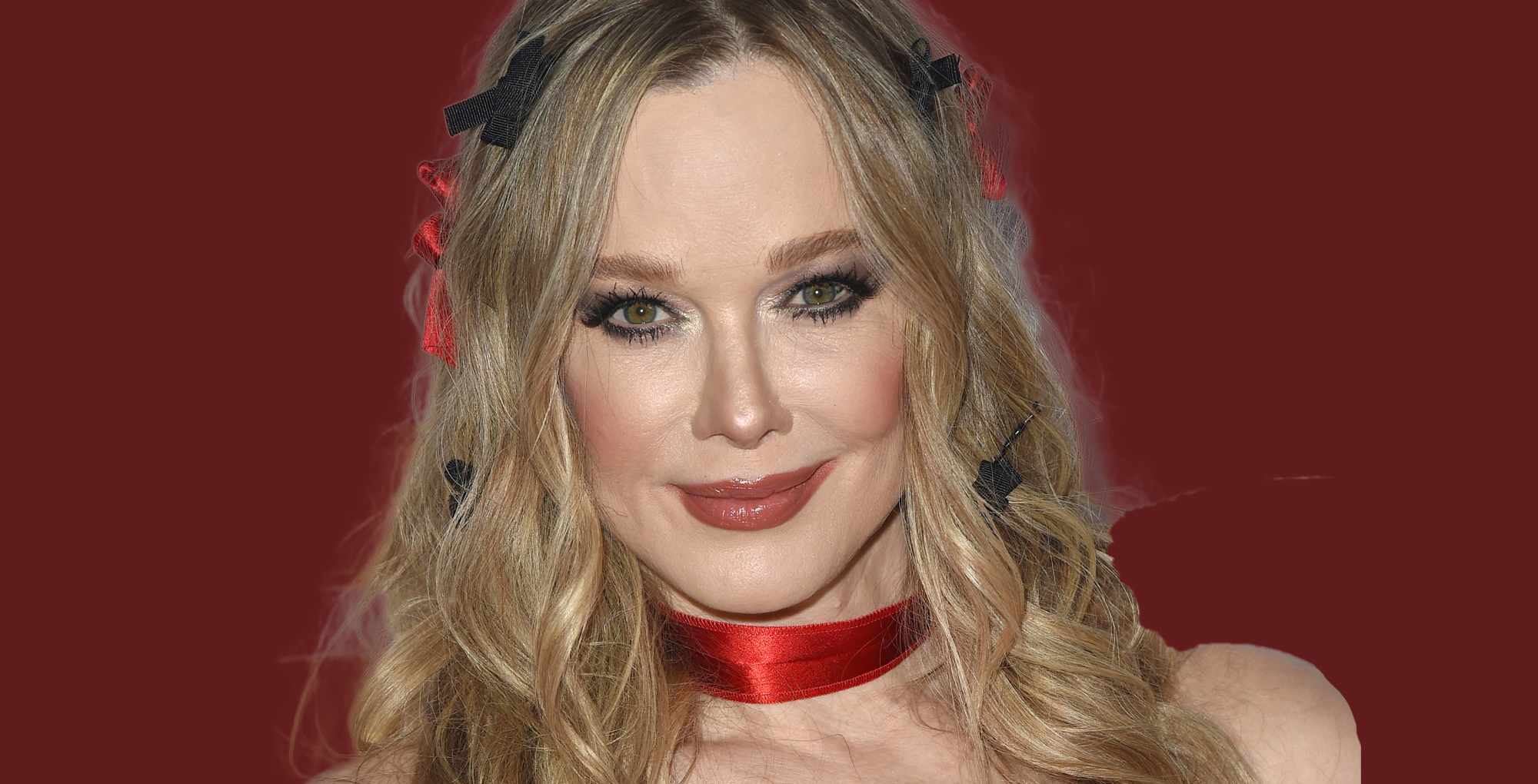 jennifer gareis plays donna logan on the bold and the beautiful.