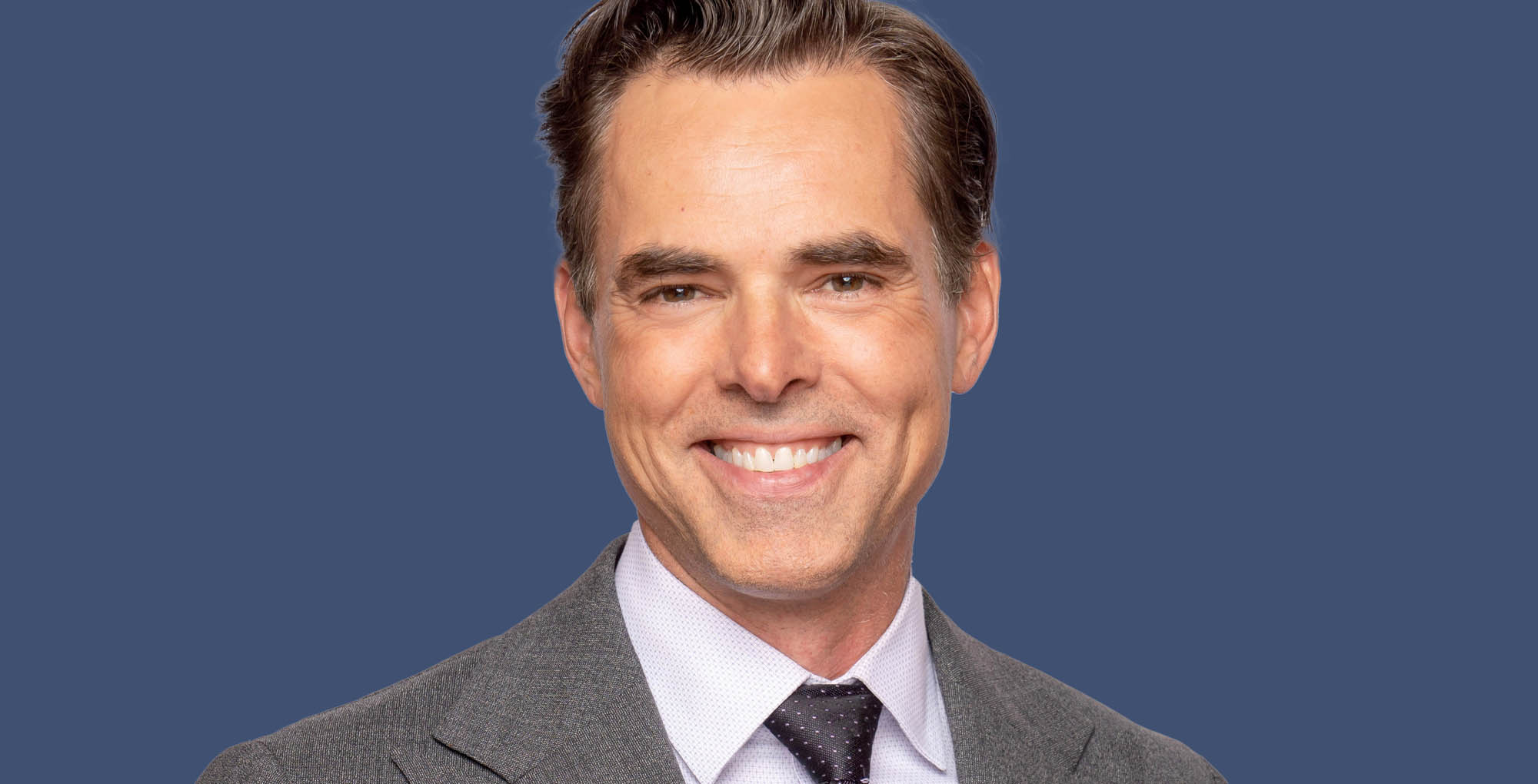 young and the restless star jason thompson smiling.