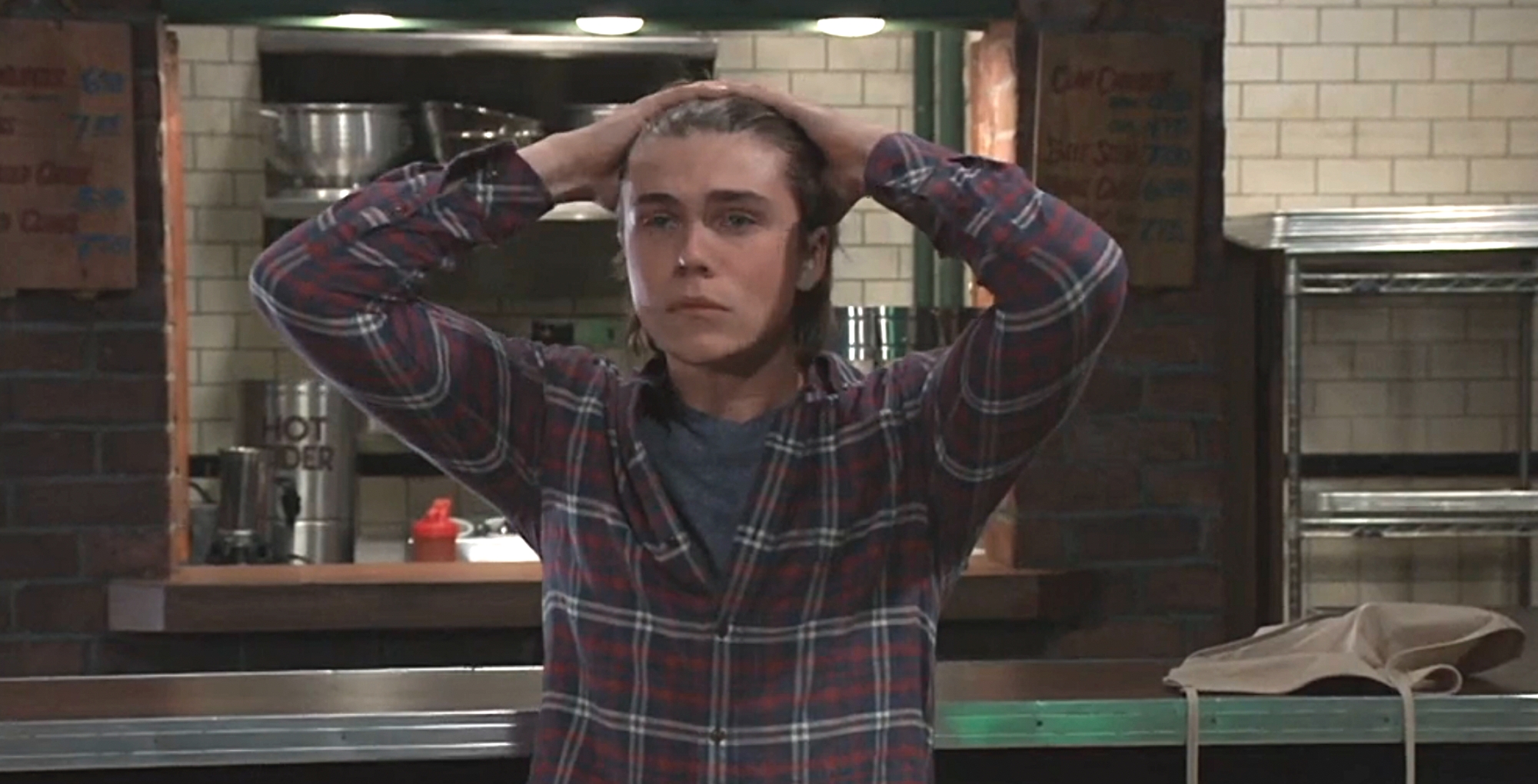 gh spoilers speculation cameron webber at kelly's and looking distraught