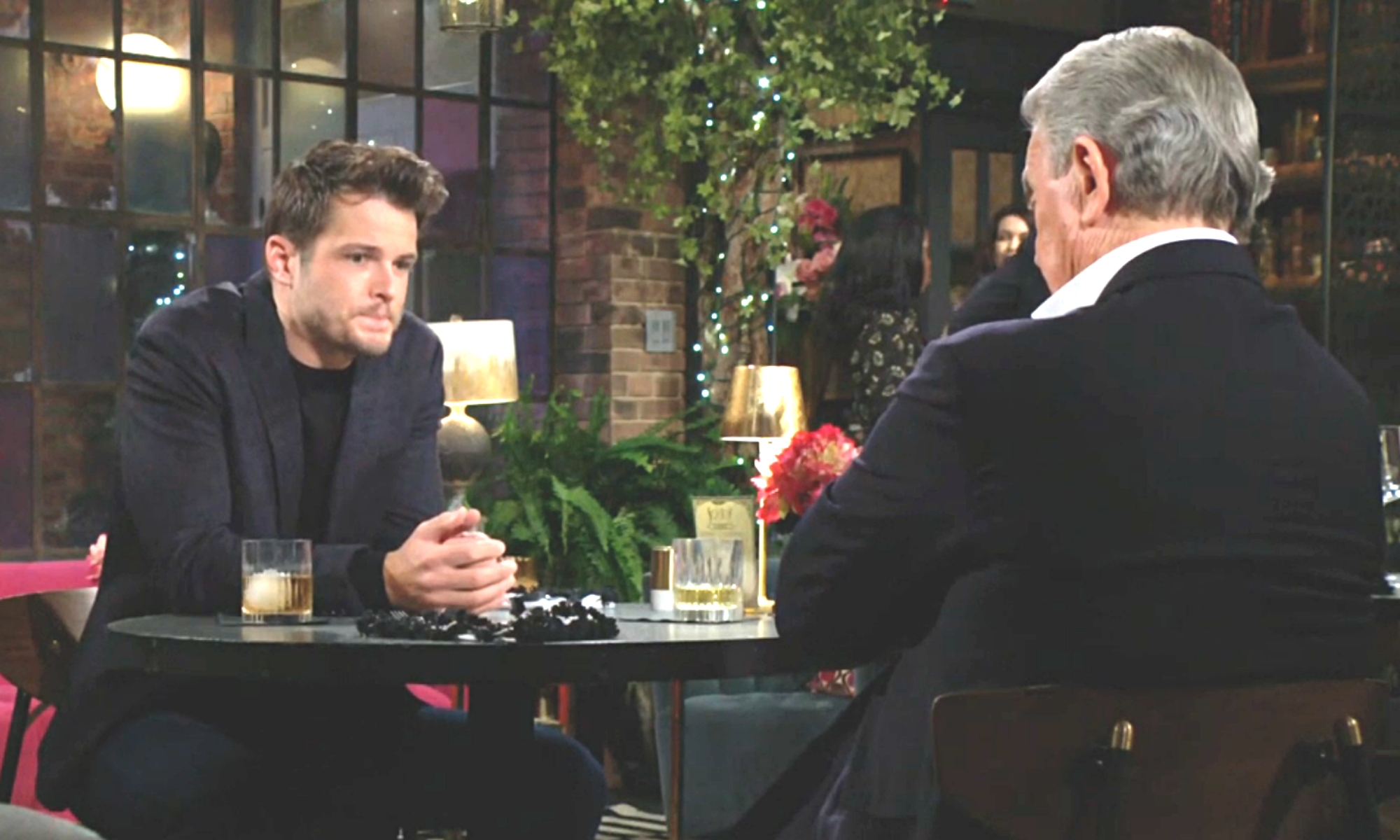 young and the restless kyle abbott in a suit schemes with victor newman at society