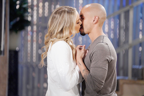 abby newman and devon hamilton kiss on the young and the restless recap