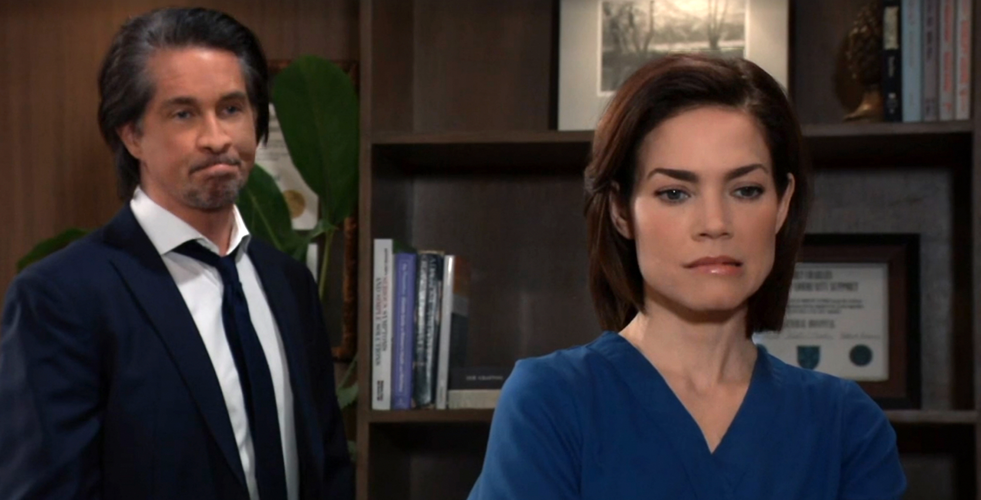 general hospital liz webber has her back turned to hamilton finn