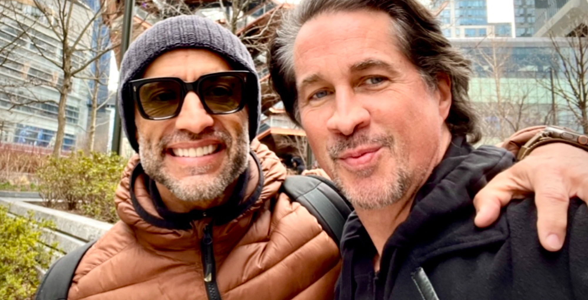 kamar de los reyes and michael easton.