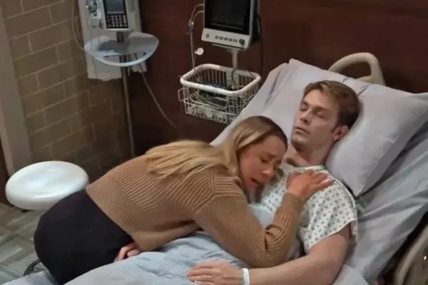 General Hospital's Joss and Dex with the Soap Hub logo across the bottom.
