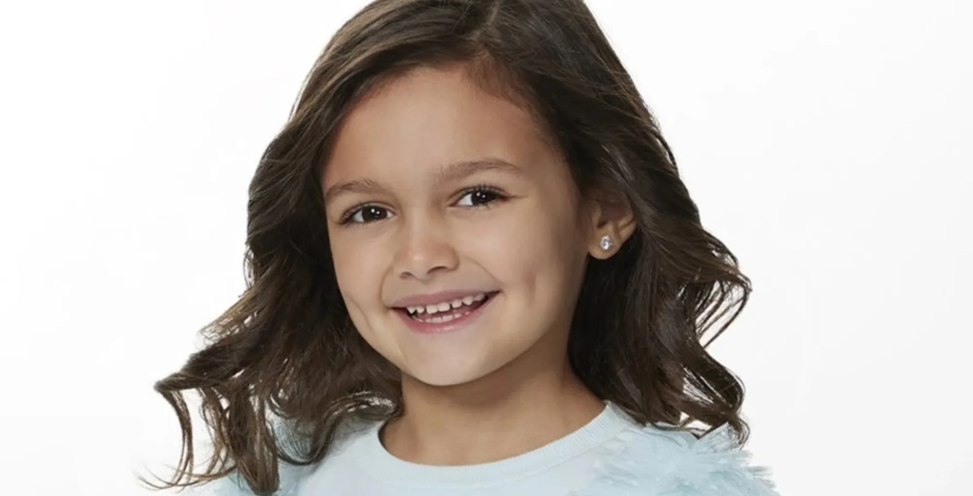 General Hospital Scarlett Spears with the Soap Hub logo