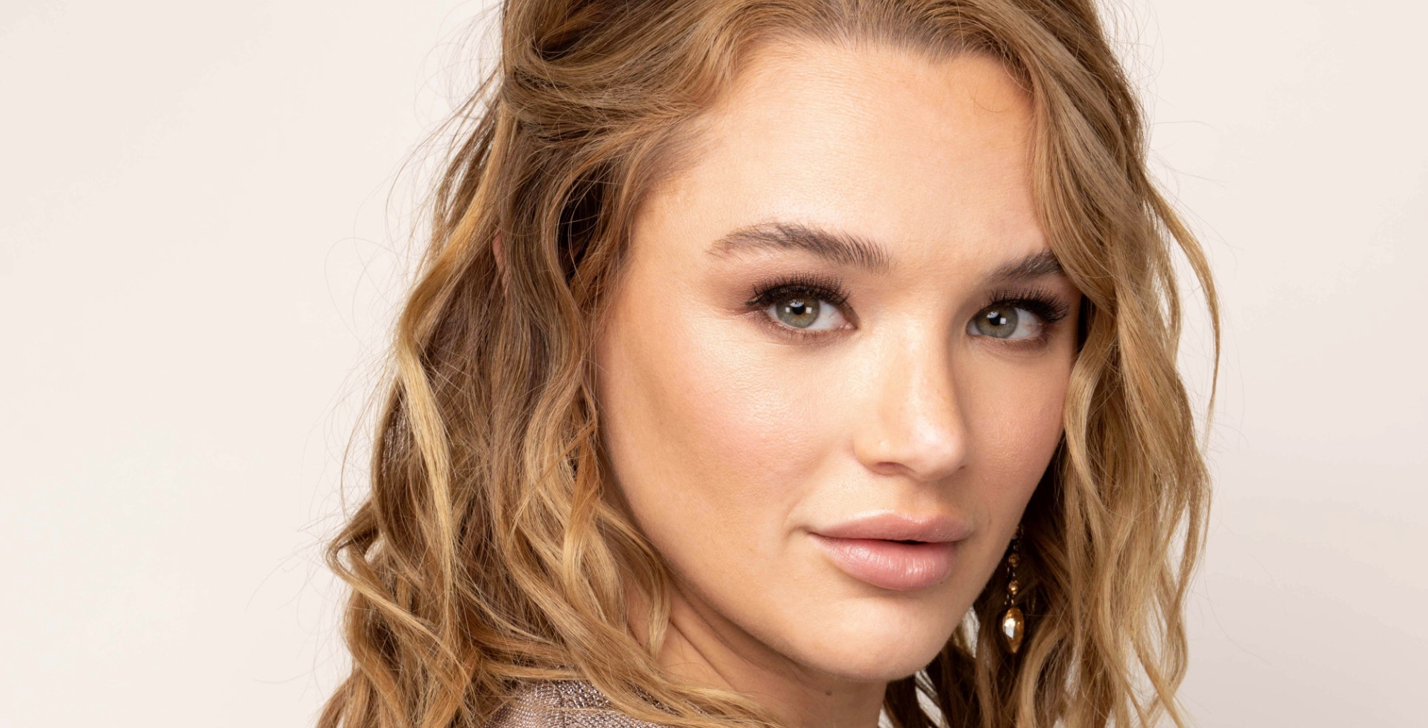 Young and the Restless' Hunter King.
