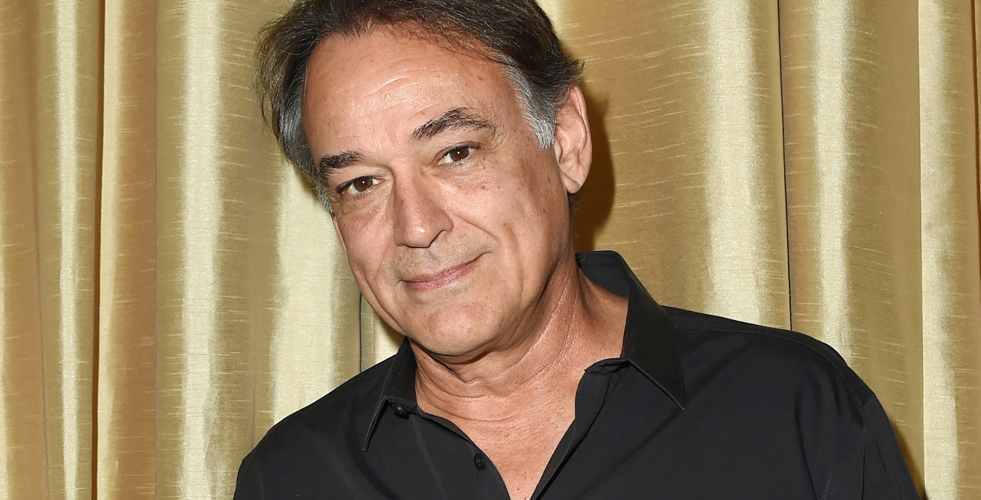 Jon Lindstrom is excellent at Joey Armstrong on Beyond the Gates