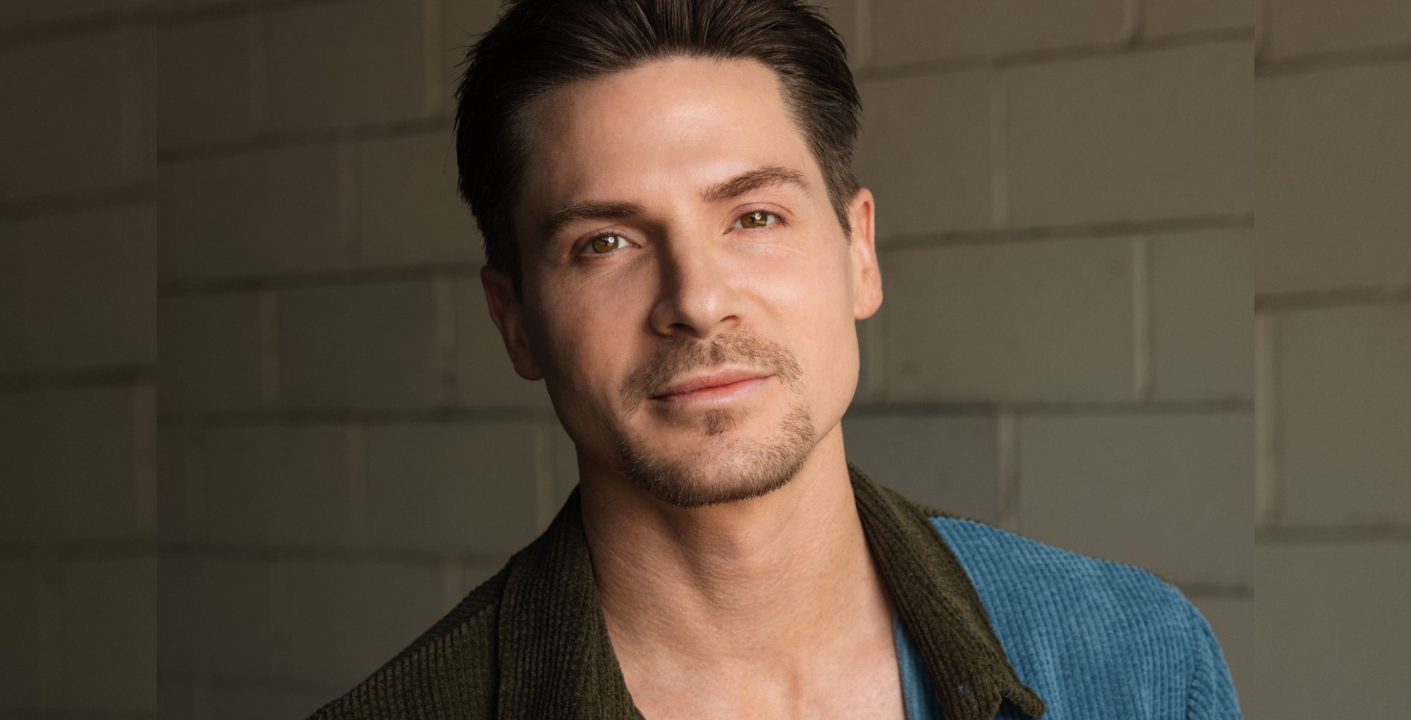 General Hospital alum Robert Palmer Watkins.