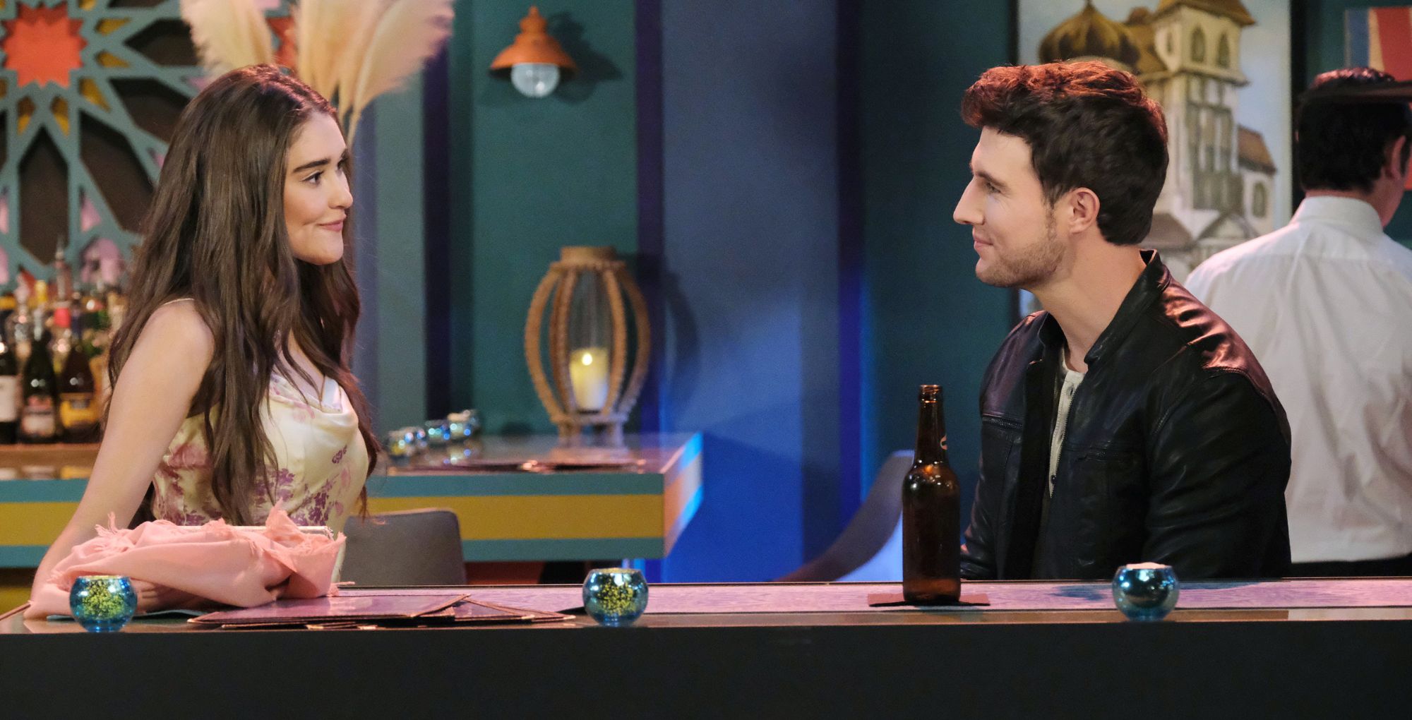 Ari and Liam are featured in The Rinse for the Wednesday, February 25 episode of Days of Our Lives.